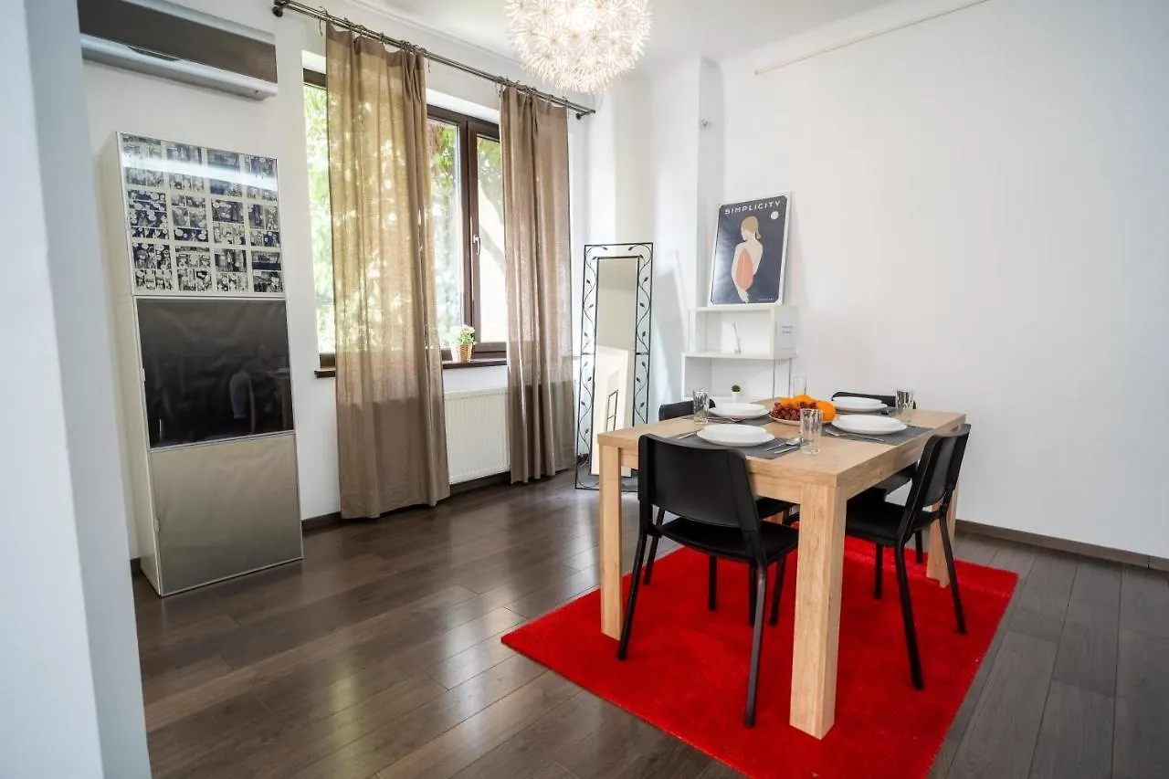 Cozy & Spacious Flat Near Victoriei Square Bucureşti
