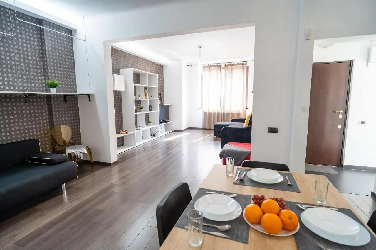 Cozy & Spacious Flat Near Victoriei Square Bucureşti 0*,