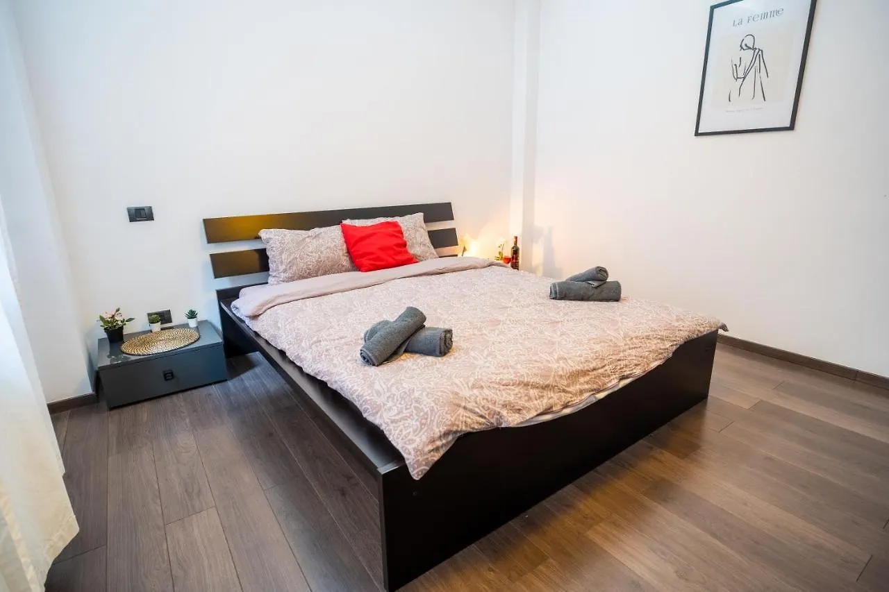 Apartament Cozy & Spacious Flat Near Victoriei Square Bucureşti