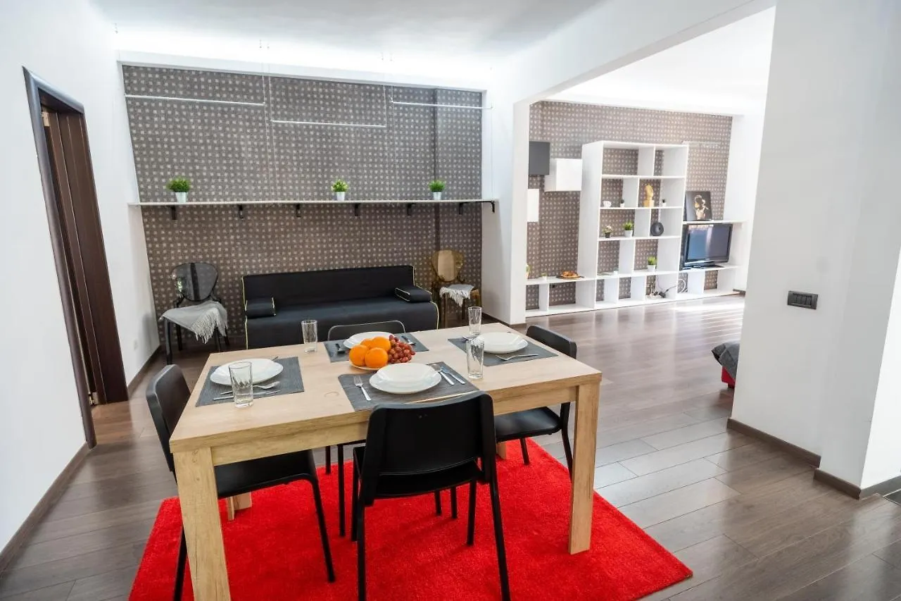 Cozy & Spacious Flat Near Victoriei Square Bucureşti